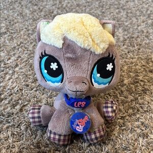 NWT Littlest Pet Shop VIP Horse Stuffed Animal